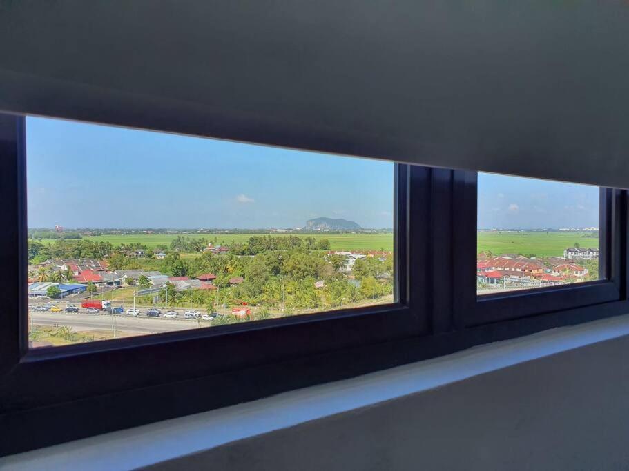 Myrumah Imperio Home , Alor Setar 3Br With Sky Infinity Pool エクステリア 写真